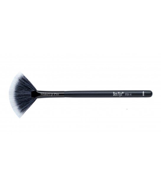 Ben Nye Medium Fun Brush